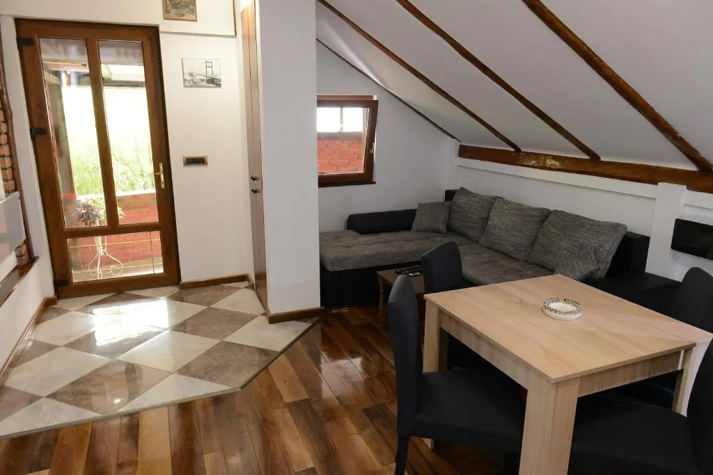 Apartman Rustik