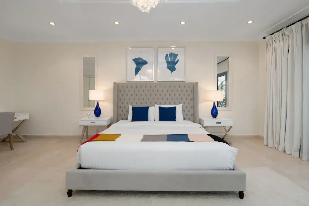 Maison Privee - Exclusive Villa with Private Pool, Garden & Beach