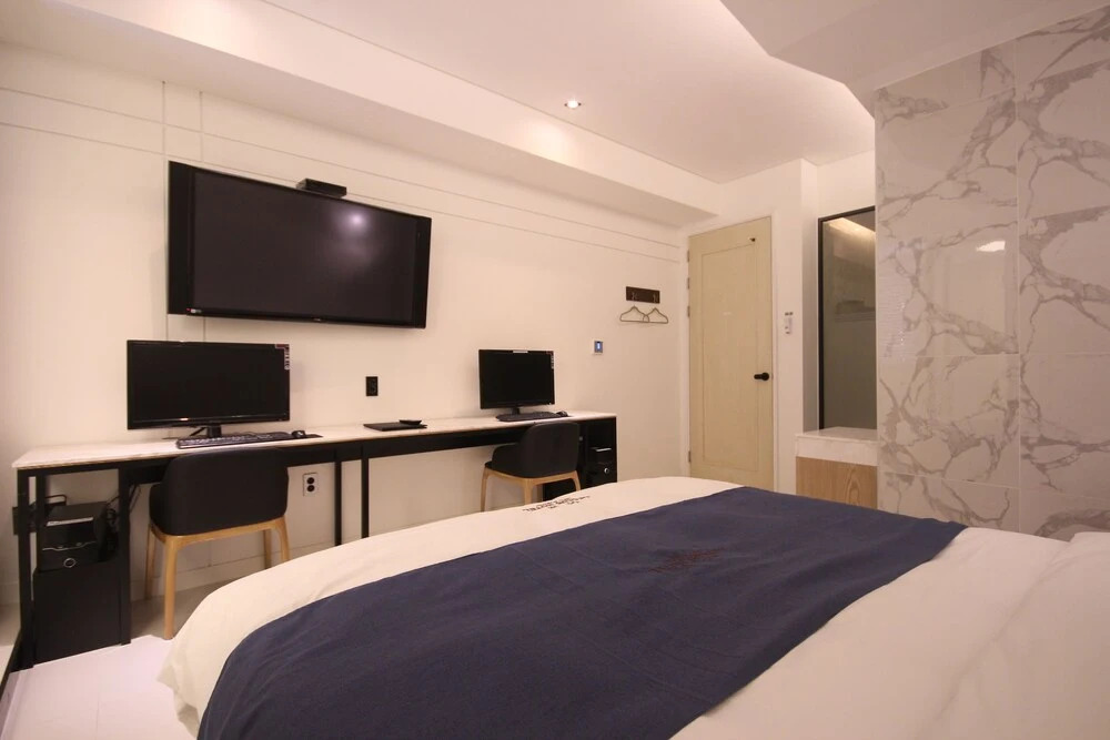 Club Hotel Seomyeon