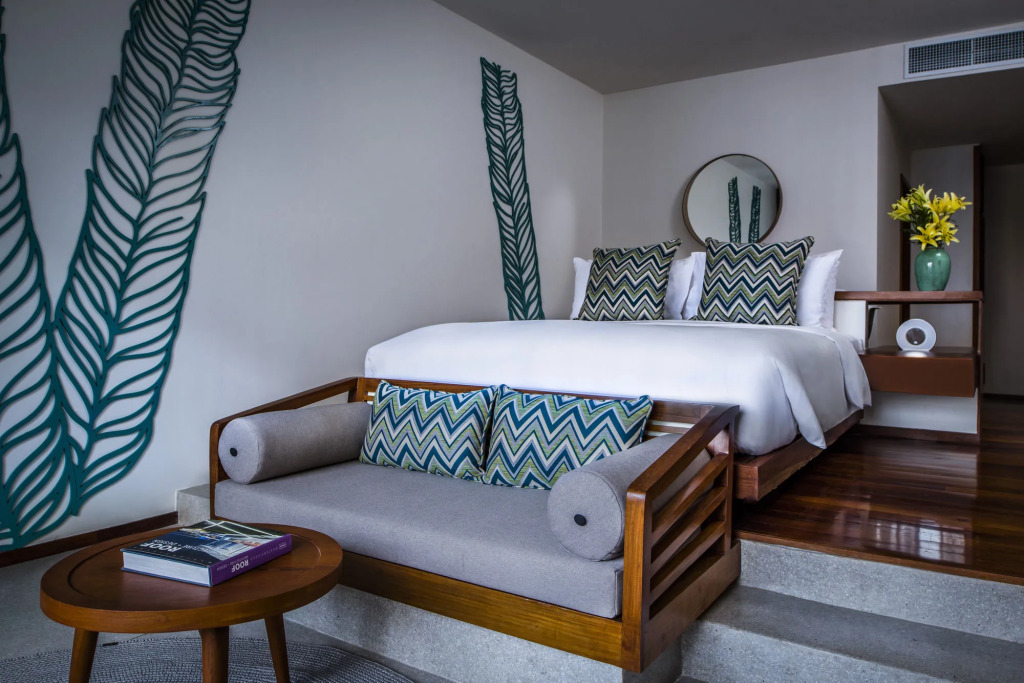 The Aviary Hotel