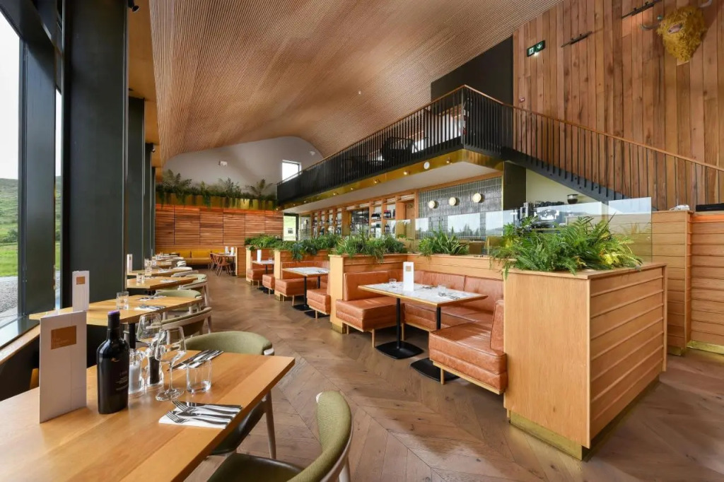 Bracken Hide Hotel