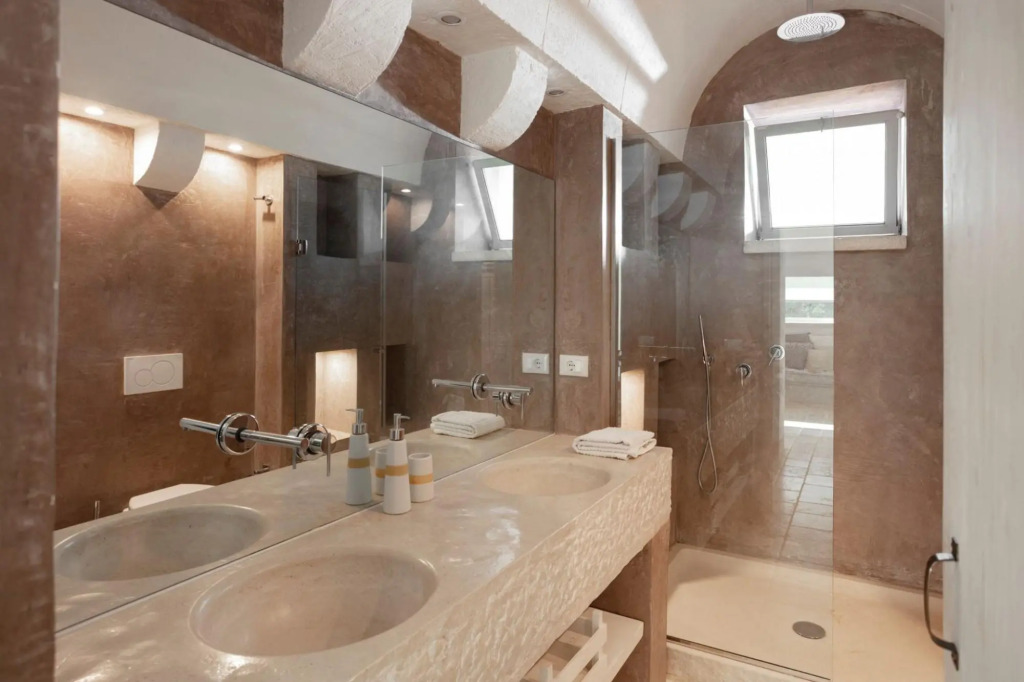 Elegant and refined villa with pool immersed into the mediterannean bush-DIMORA DALUMA