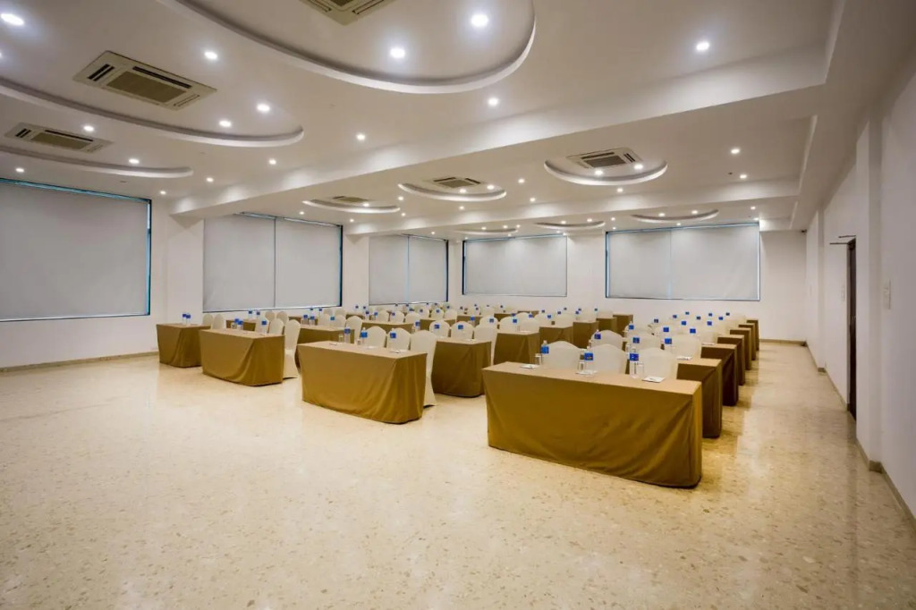Diwatel Grande Resort, Managed By Confraworld Hospitality