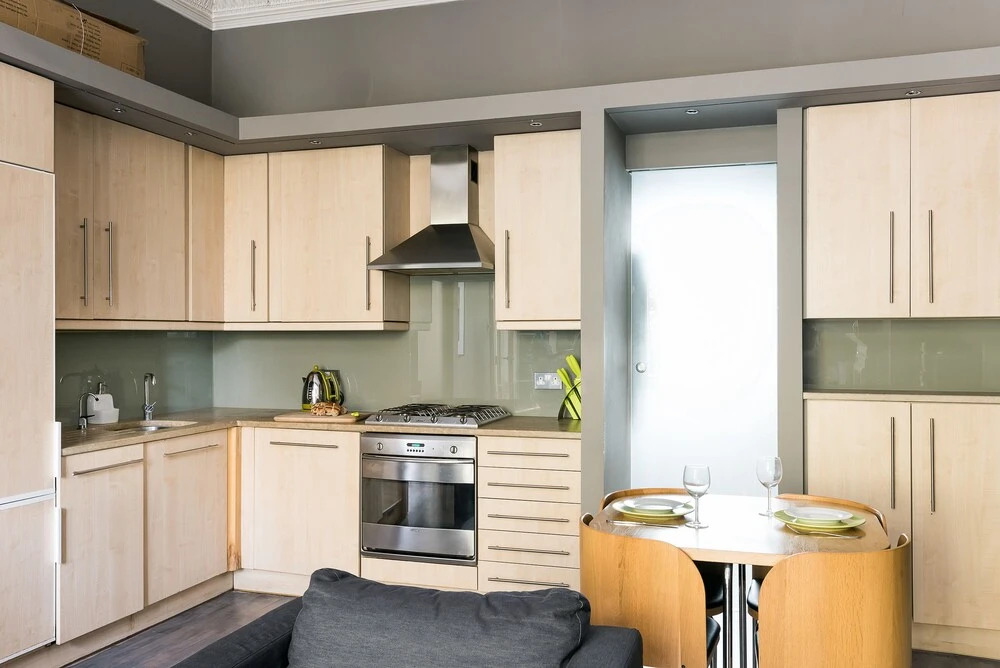 Spacious Period Property Next To Westfield