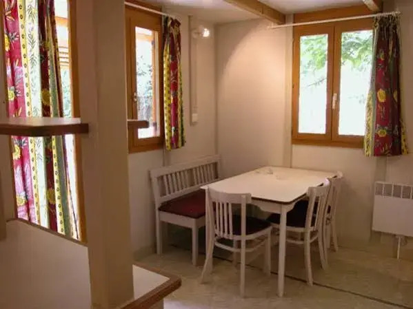 Camping El Balcon de Pitres