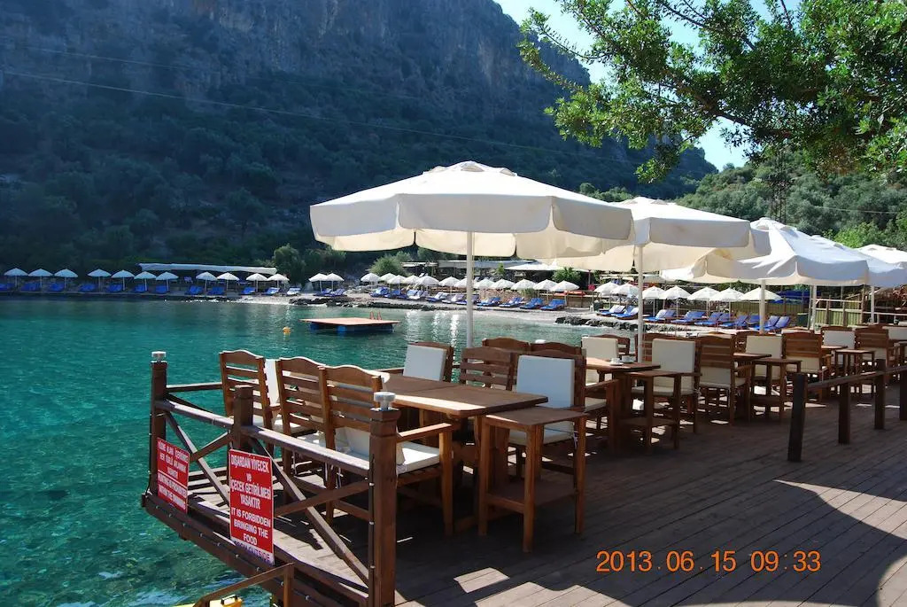 Nuri's Beach Bungalow