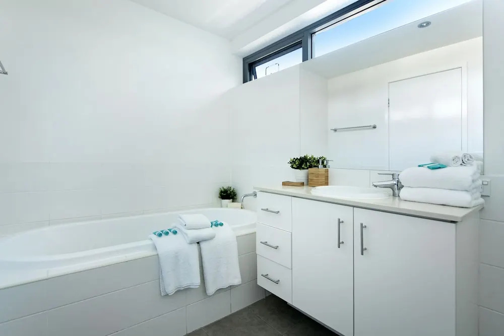 Boutique Broadbeach Living Near Convention Centre