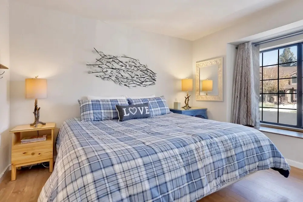 2236-boulder Bay Condo 3 Bedroom Home by RedAwning