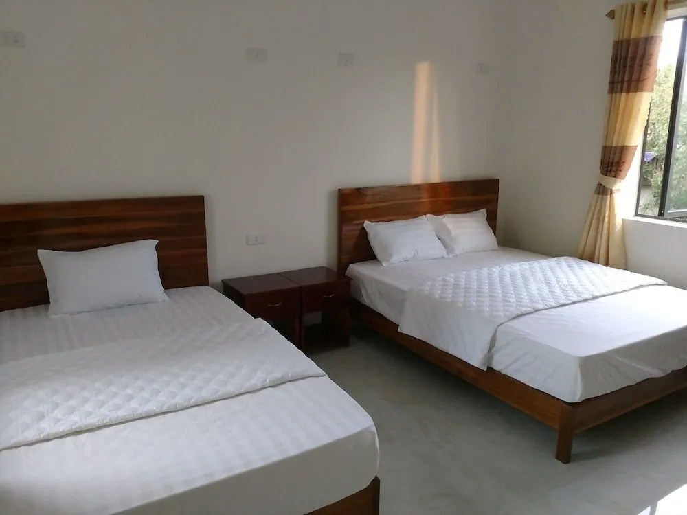 Tuyets Homestay
