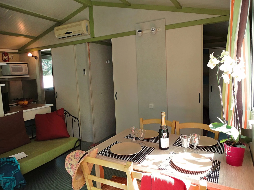 Camping La Pinède Enchantée