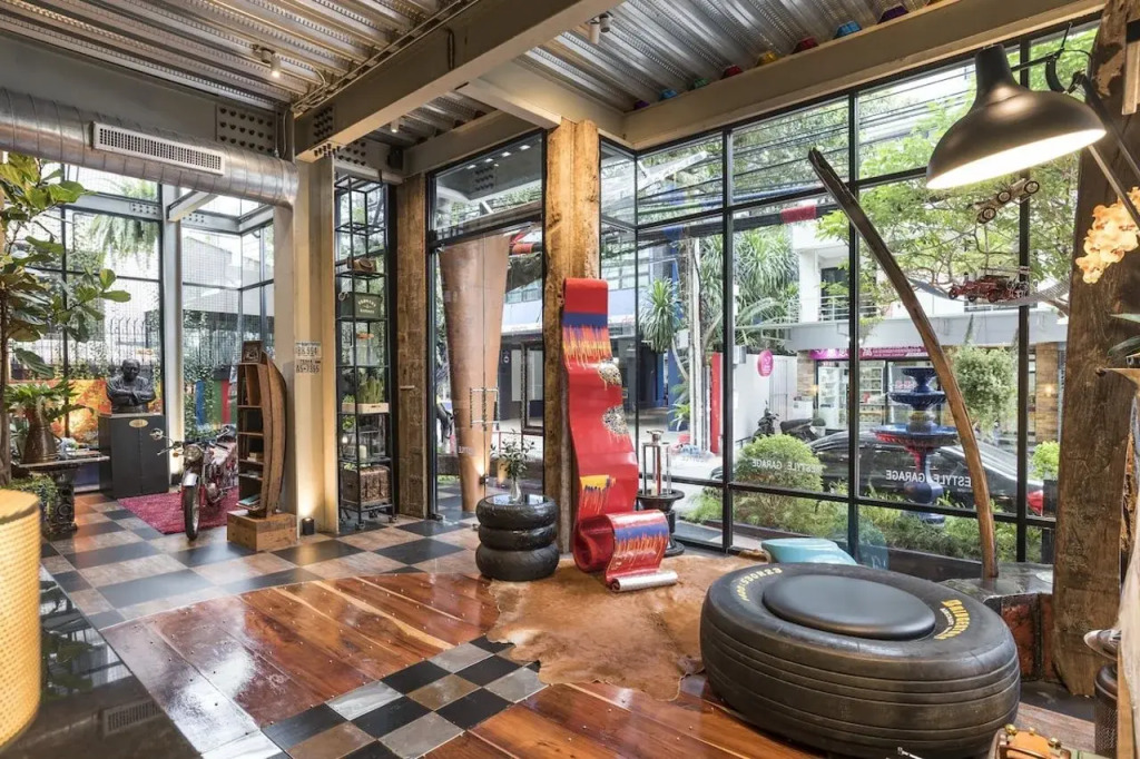 MeStyle Garage Hotel
