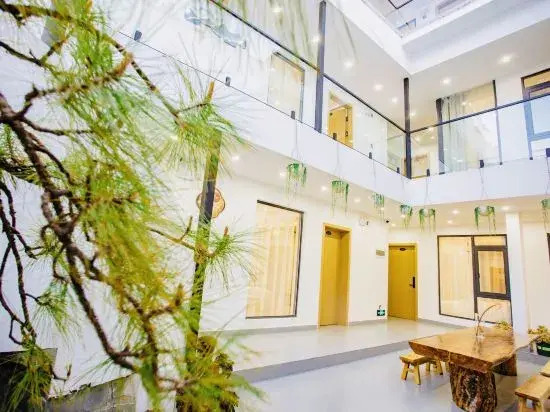 Yinian Huakai Xinian Homestay