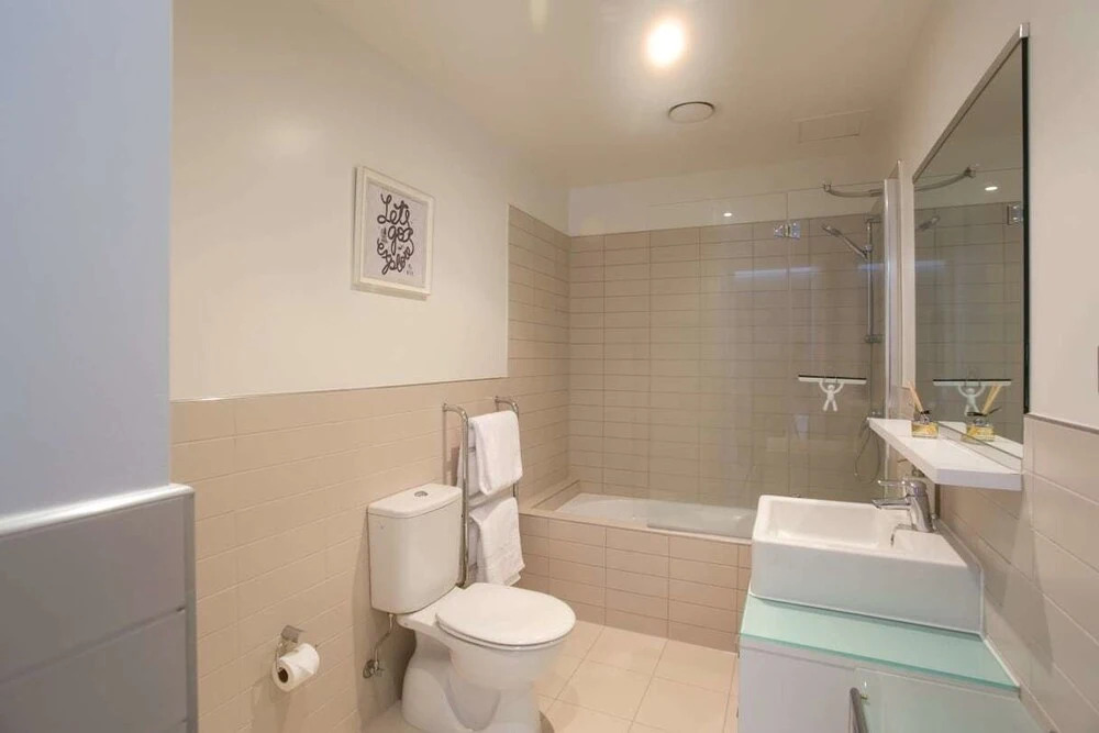 Stunning Views Central Apartment