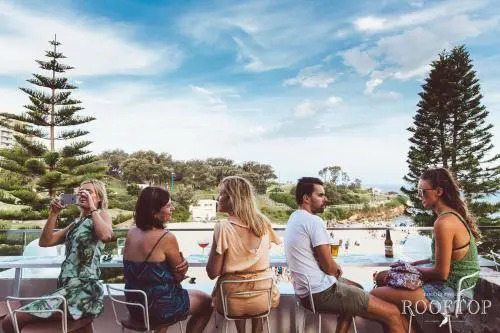 Spacious Coogee Beach Escape w Private Garage