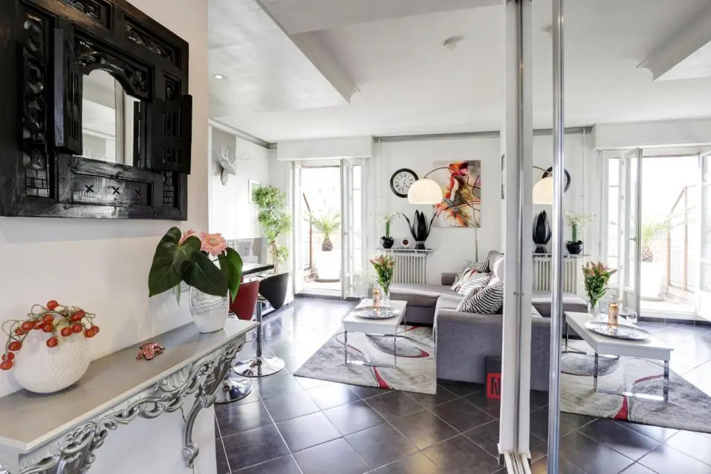 Le Mantega - F2 Moderne,Centre Ville, 2 Grandes Terrasses,Climatisation, Ascenseur