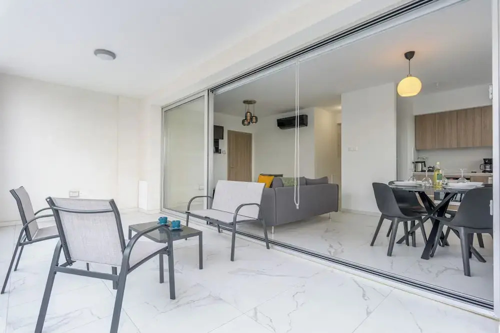 Mirage 2-BR Apt. & Balcony in Larnaca