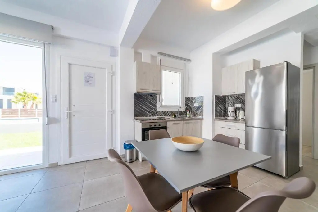 Thalassa & Thalassa Prive Residential Complex