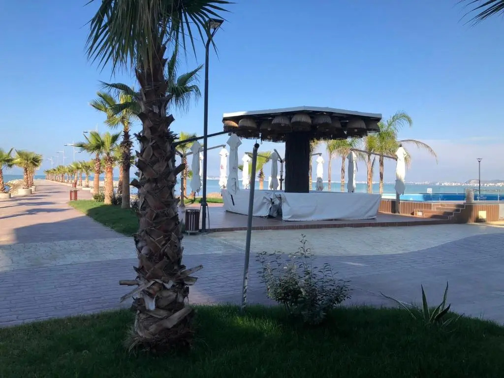 Qerret Seaside 1 bedroom apartment