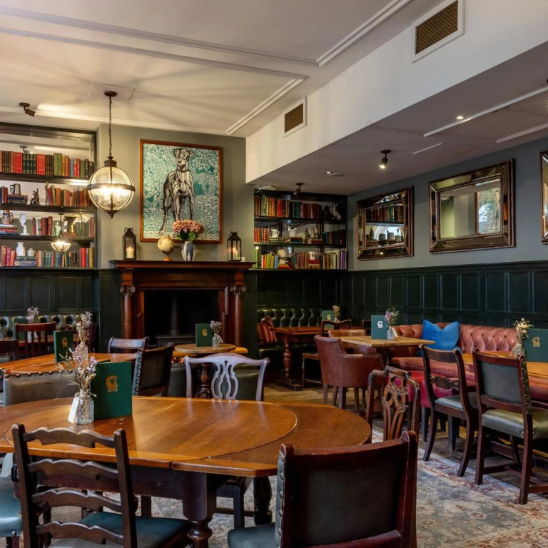 Coach & Horses Hotel