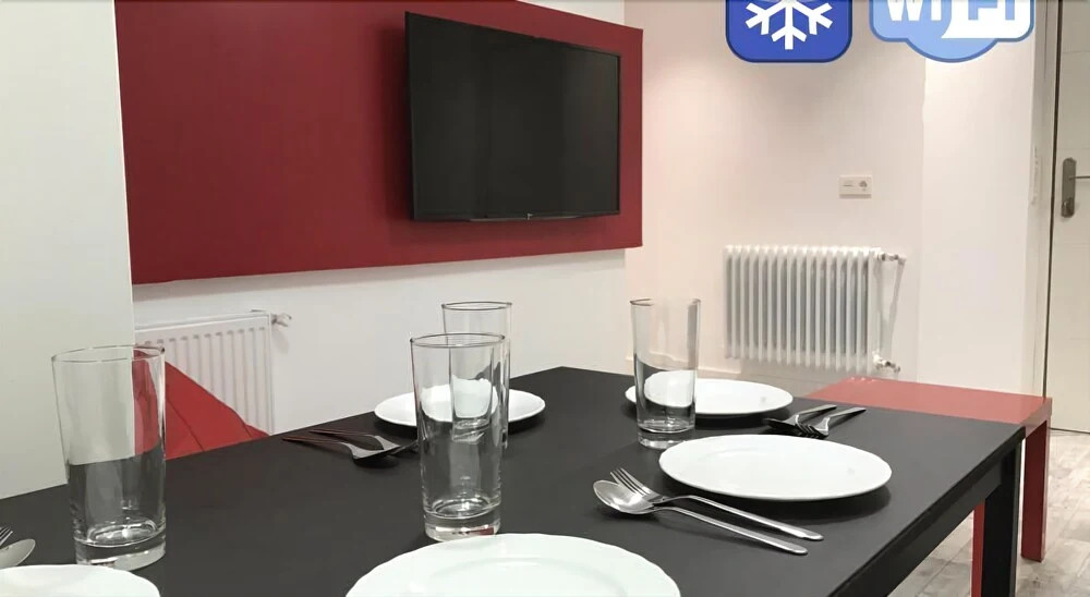 Smart-Tech Plaza Apartment