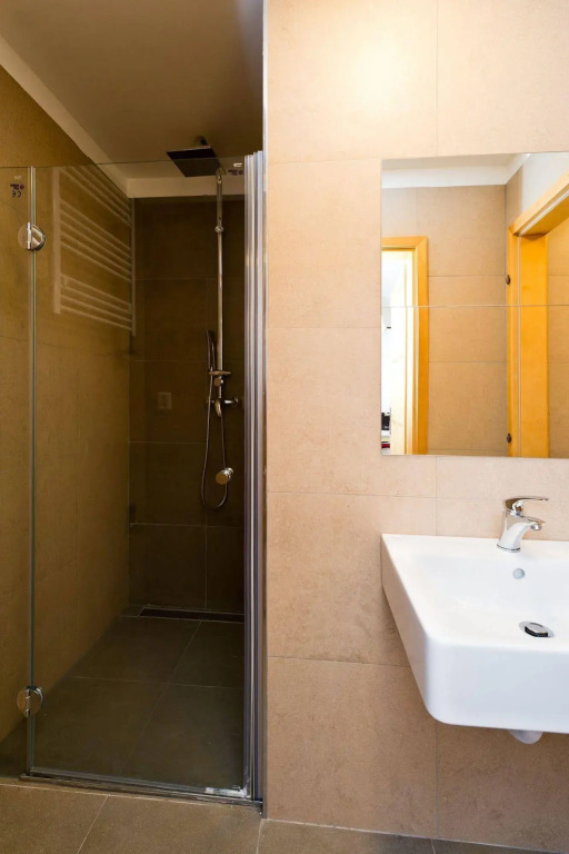 Budget Apartment