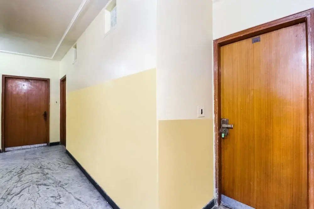 Hotel Rising Sun by OYO Rooms