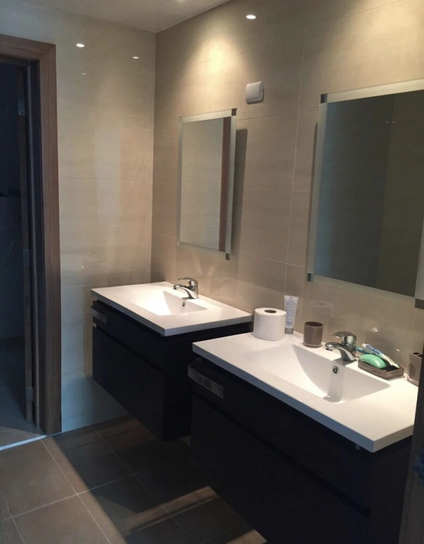 3 levels and 5 bedrooms penthouse with a great view