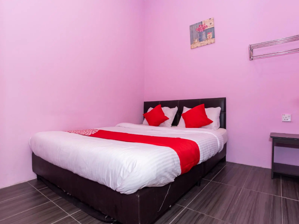 OYO 1125 IR Inn Hotel