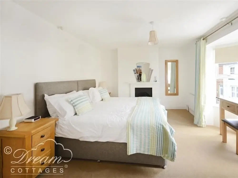 Neves