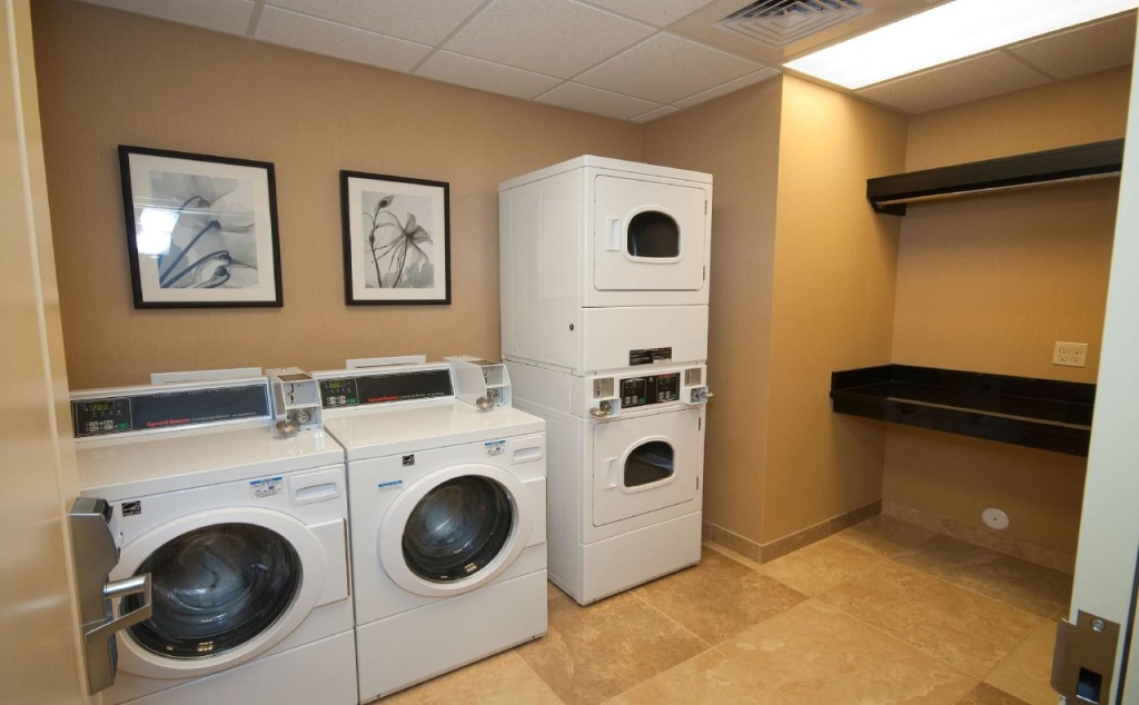 Hampton Inn & Suites Wichita-Northeast