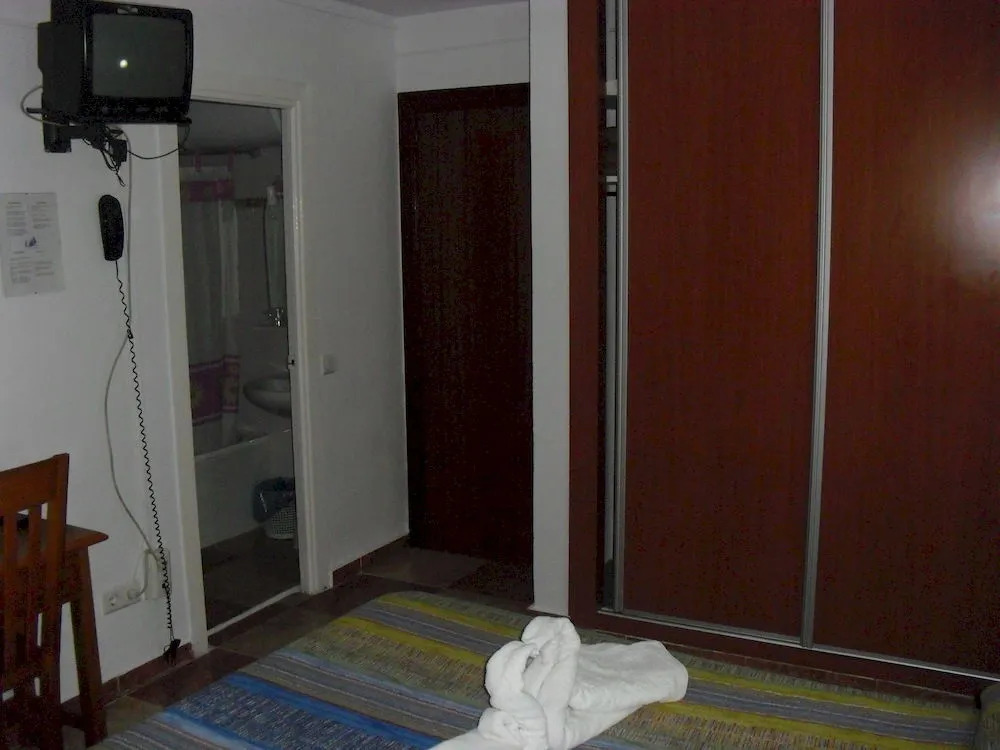 Hostal Virgen del Rocío II