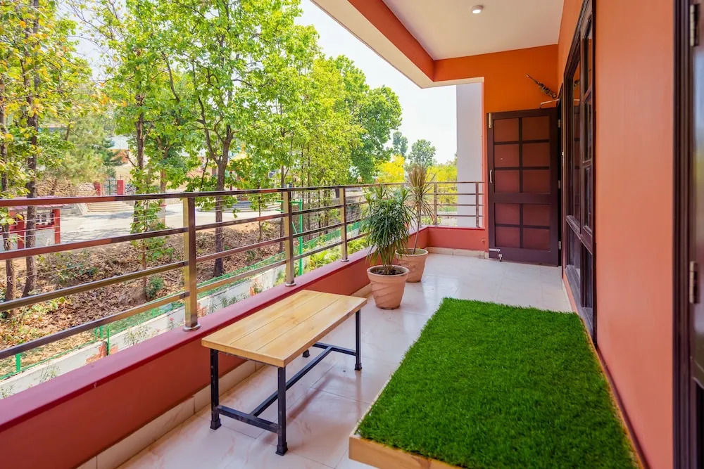 OYO 13208 Home Serene 2BHK Aradhana Greens