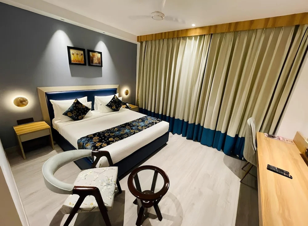 Hotel Malbork Inn @ Janakpuri