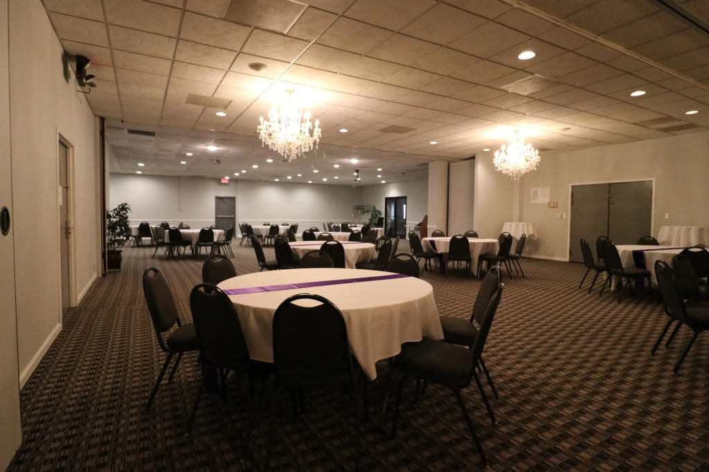 Ramada by Wyndham Henderson/Evansville