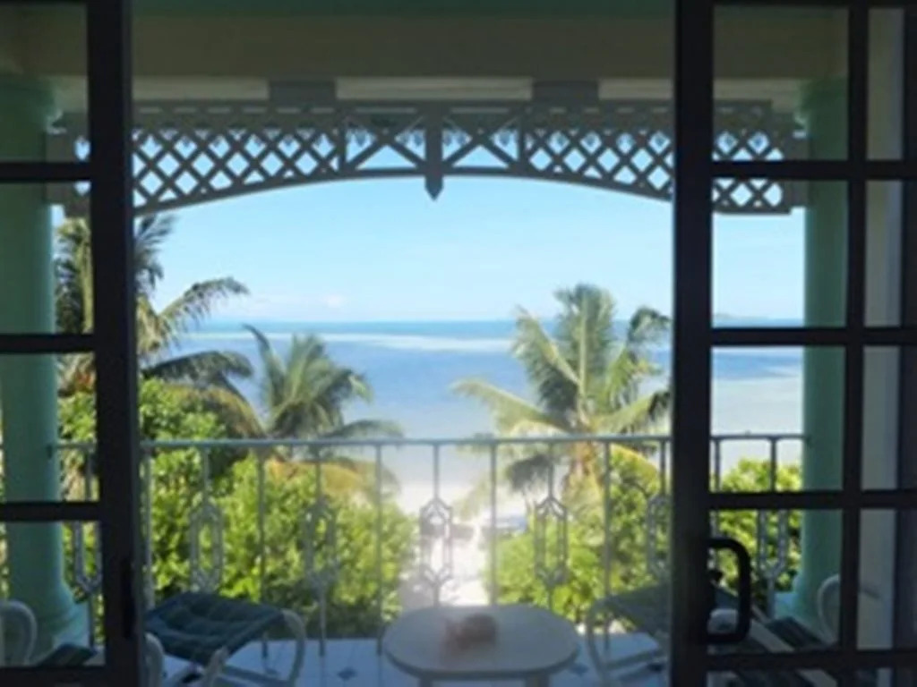 Palm Beach Hotel