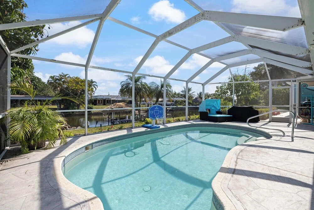 Heated Pool & Boat Dock! Port Charlotte Getaway