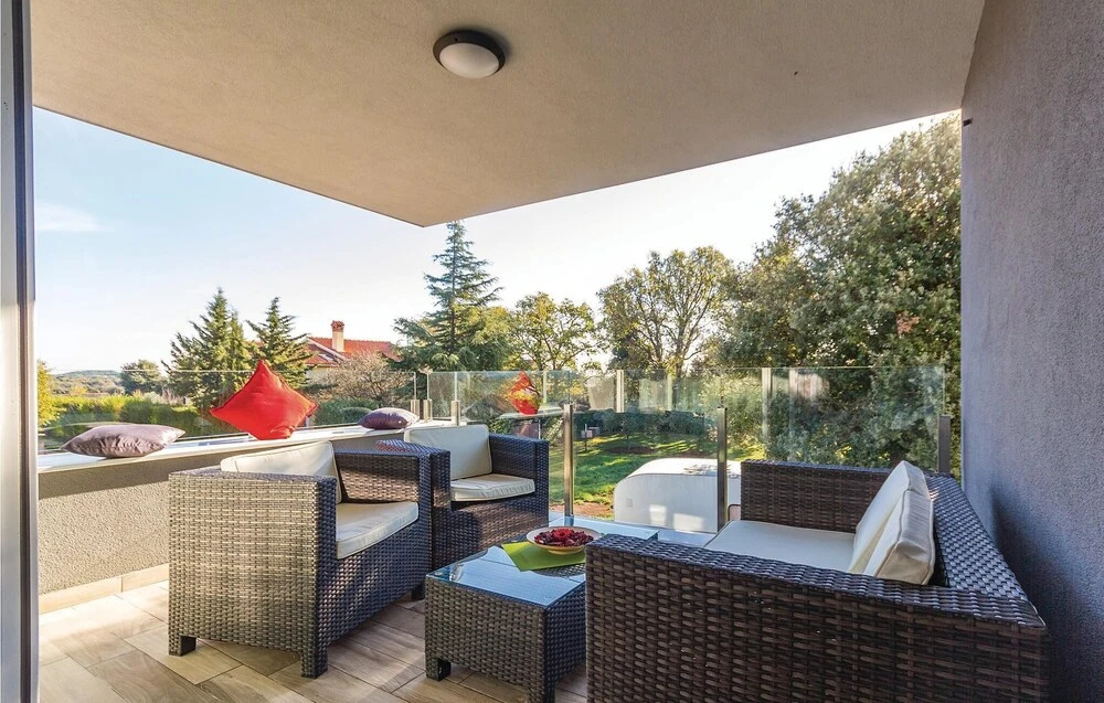 Awesome Home in Pula With Wifi and 4 Bedrooms