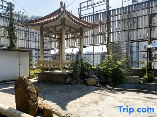 Yizhi Hotel Shamian Island Pearl River Night CruiseWharf Yongqingfang Huangsha Metro Free Deliver Service toCanton Fair ComplexDuring Canton FairPeriod