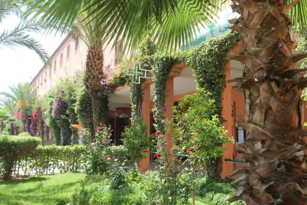 Riad Alaoui 134 with swimming pool and free parking