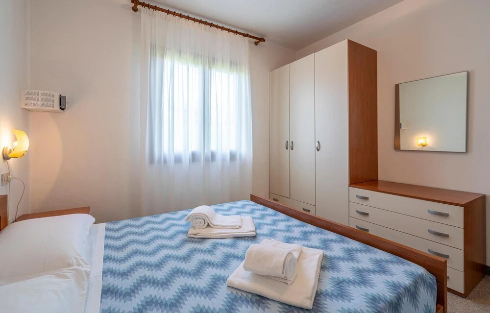 3 Bedroom Awesome Home In Albarella Ro
