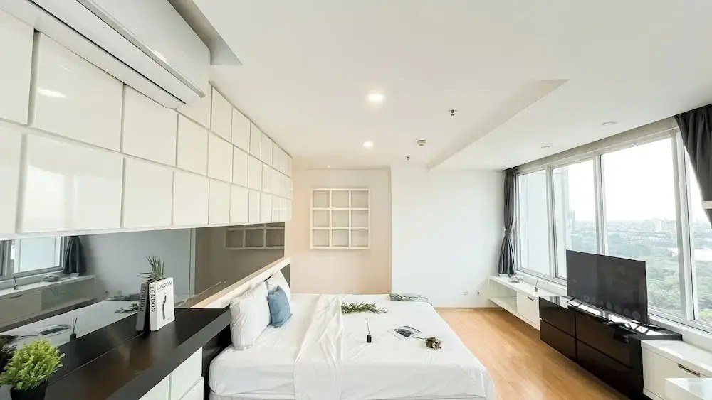 Spacious Luxury 2Br Apartment With Extra Room At Fx Residence