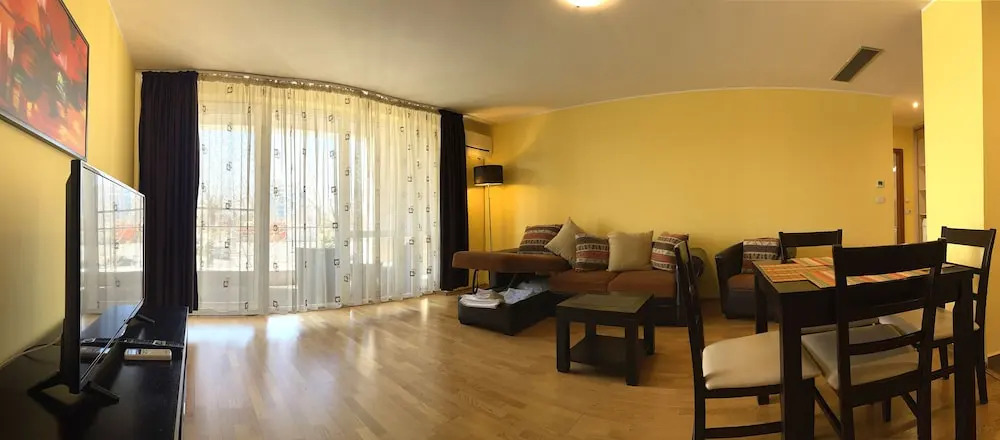 Coralia Luna Park Apartments
