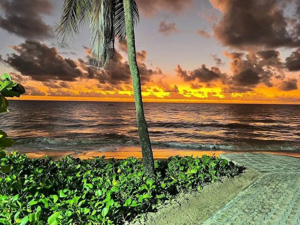 Pé na areia do Caribessa - Branco Haus