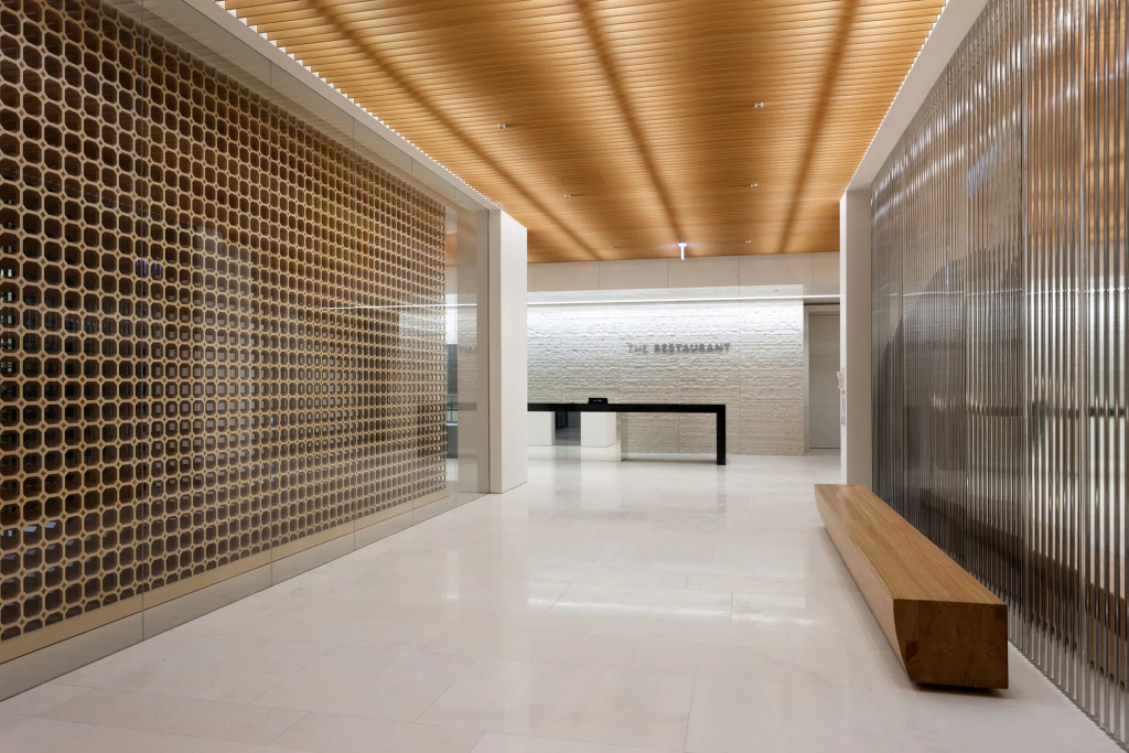 SEAMARQ HOTEL