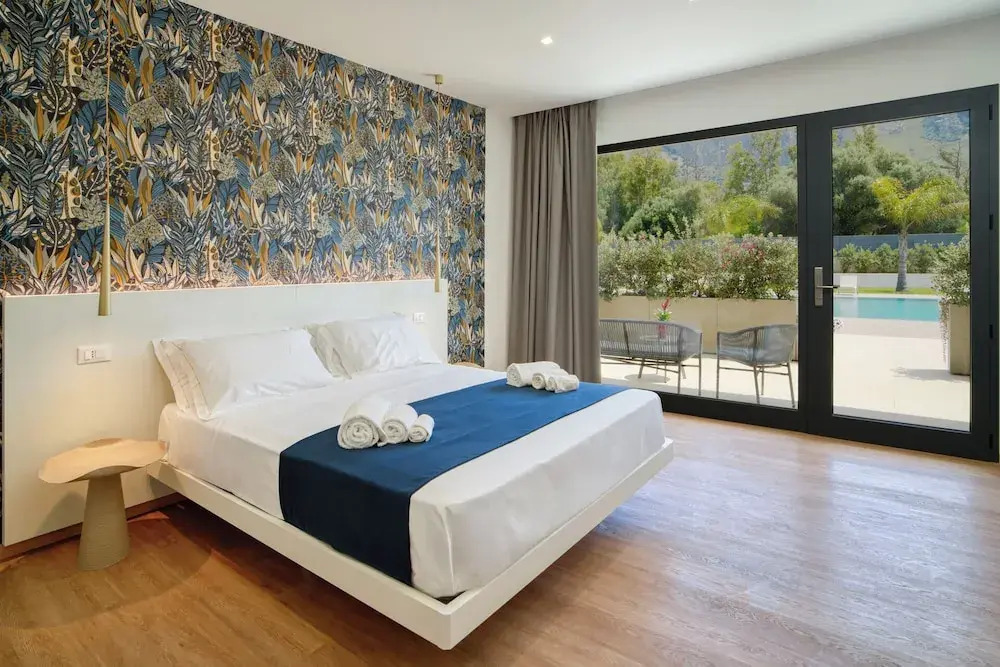 Ella Suites Apartments
