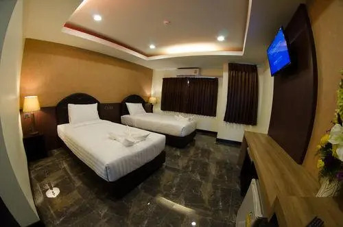 Me Suk Grand Hotel