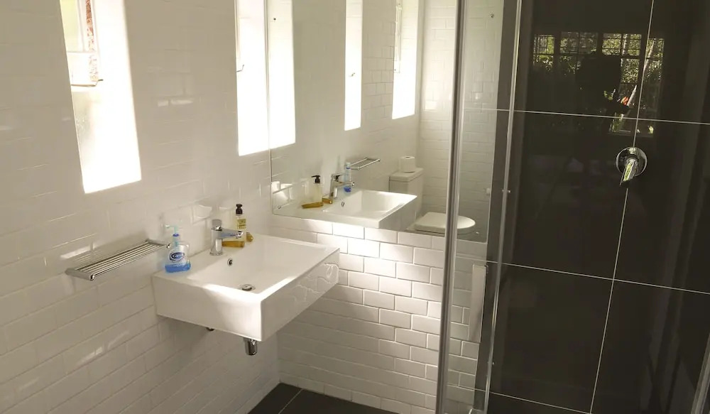 Sunbird Guest House