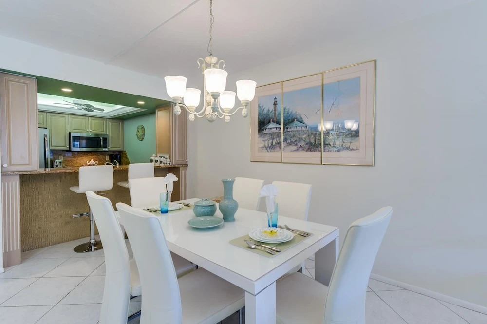 Sanibel Siesta on the Beach Unit 502 2 Bedrooms 2 Bathrooms Condo
