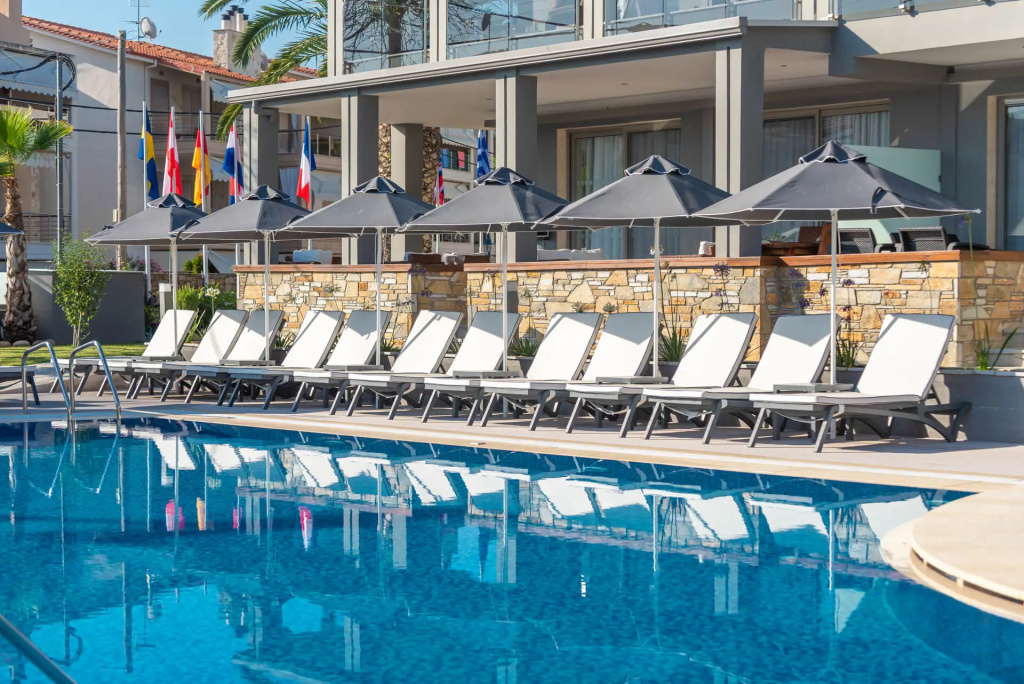 Dionysos Hotel & Suites