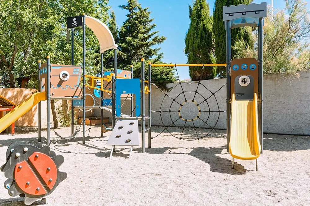 Les mobilhomes helvétiques 4 étoiles Mar Estang Canet en Roussillon